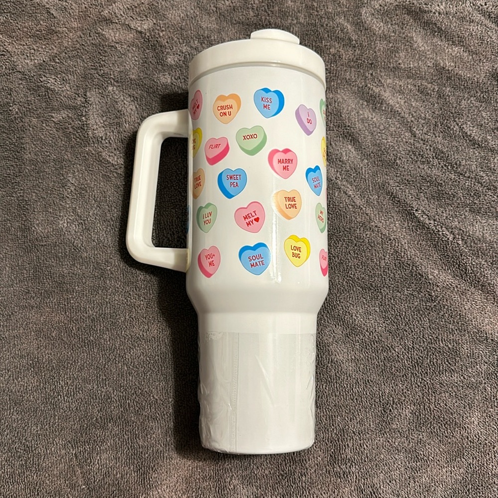 BRAND NEW Sweetheart 40 oz Tumbler